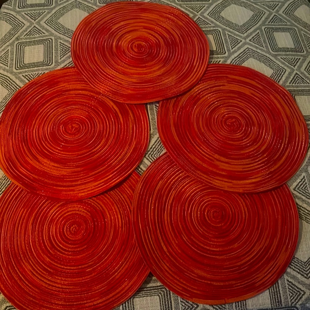 Set of 5 round multicolored place mats